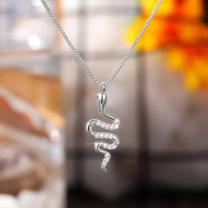 Fashion Lady Snake Pendant Necklace With Dazzling Zirconia Stylish Party Accessories Dainty Gift Animal Jewelry For Women Fashion Jewelry